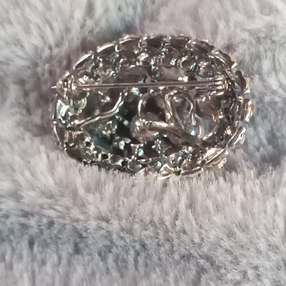 Purple Rhinestone Broach - Picture 4 of 6